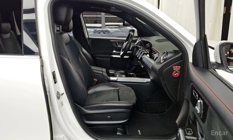Mercedes-Benz GLB, снимка 11 - Автомобили и джипове - 53328877
