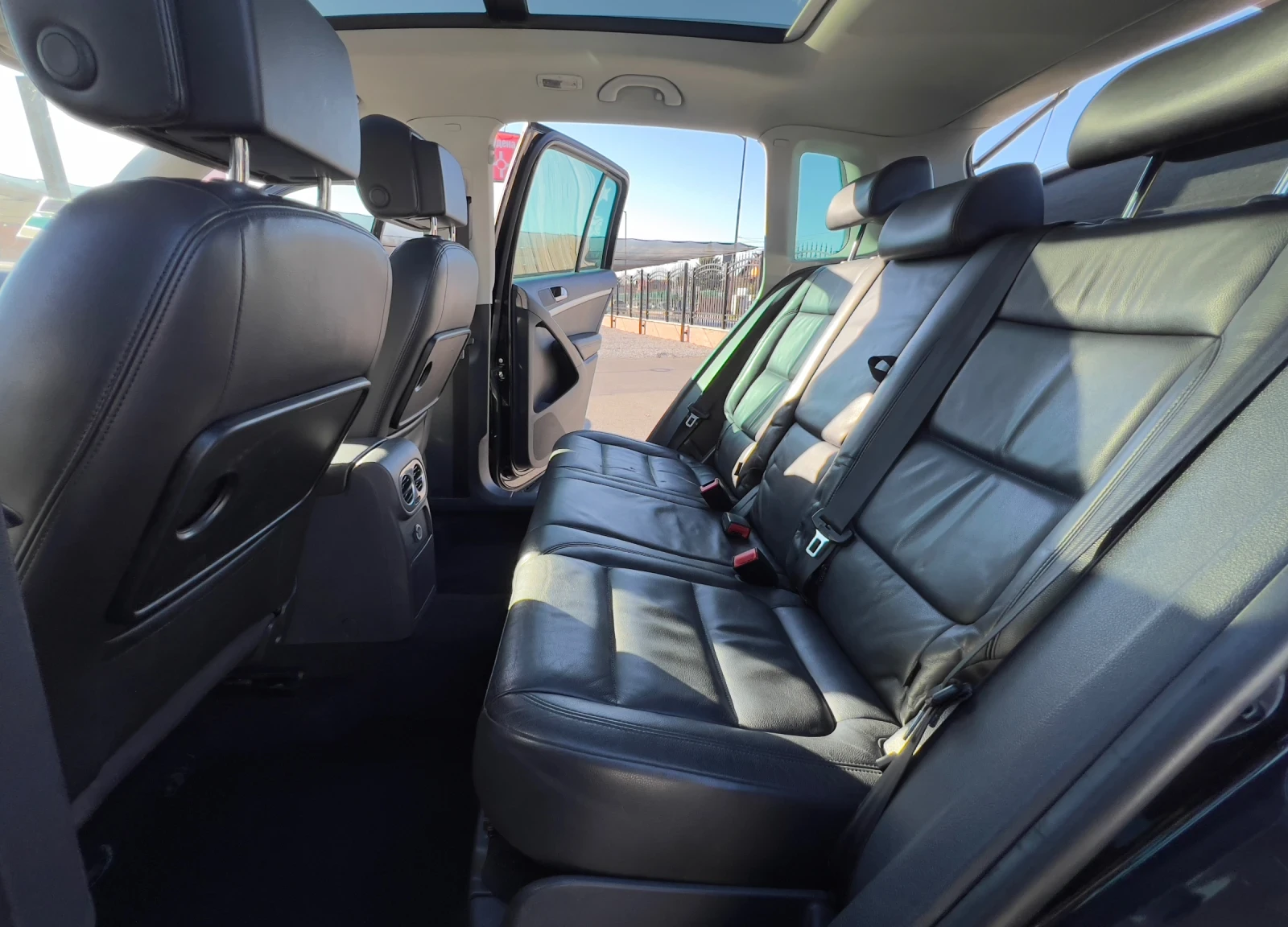 VW Tiguan 2.0 TDI   4x4 | Mobile.bg   13