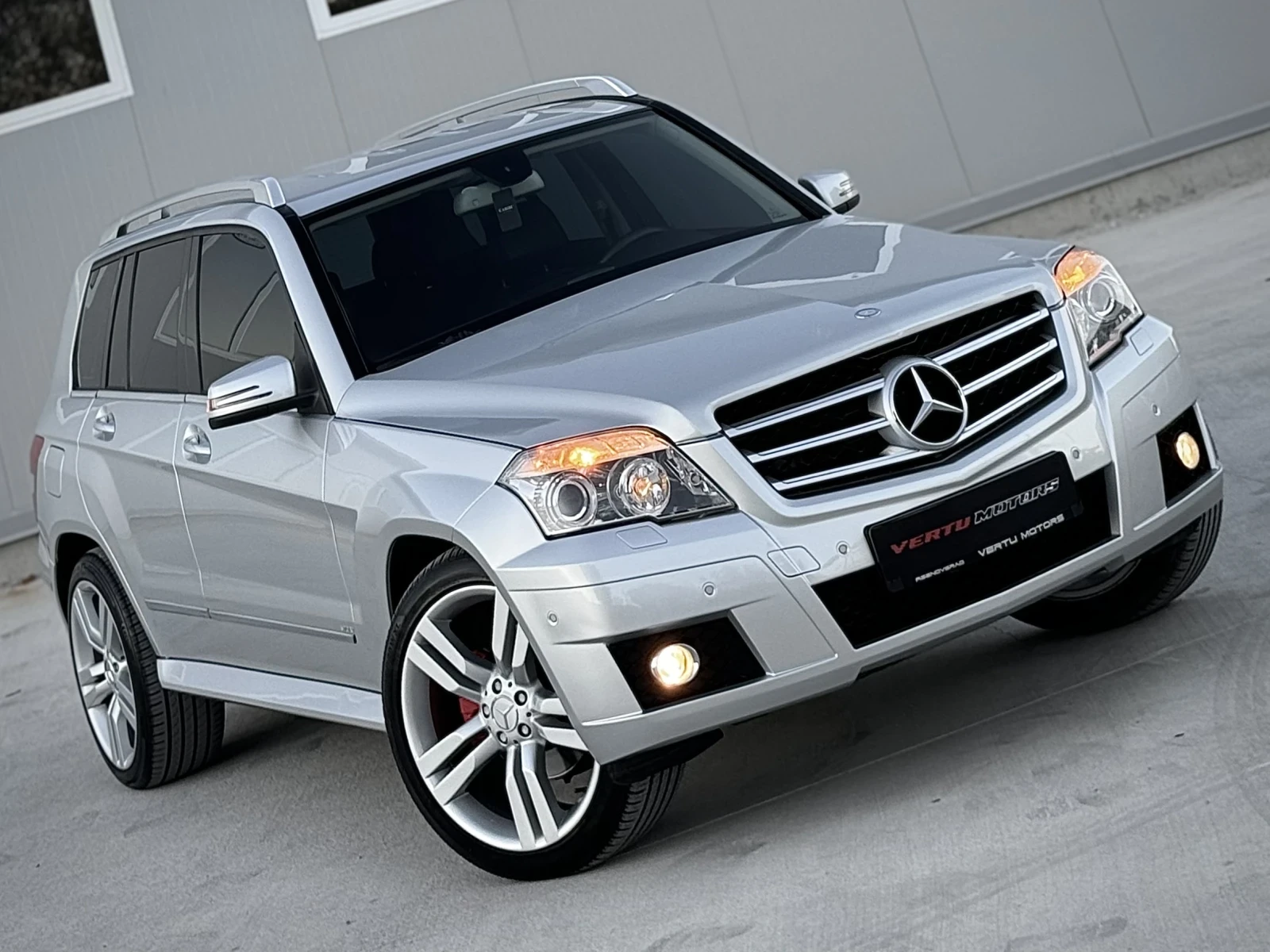 Mercedes-Benz GLK 320 CDI / 4MATIC / NAVI / SPORT / DVD / XENON  - изображение 3