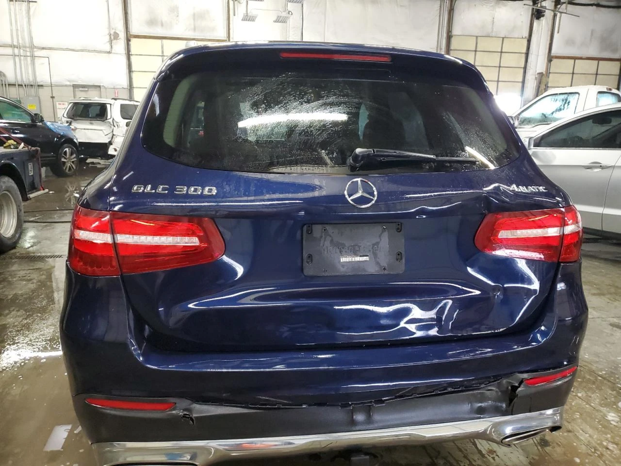 Mercedes-Benz GLC 300 4MATIC* Дистроник* Подгрев* 9G-Tronic* Пано*  - изображение 4