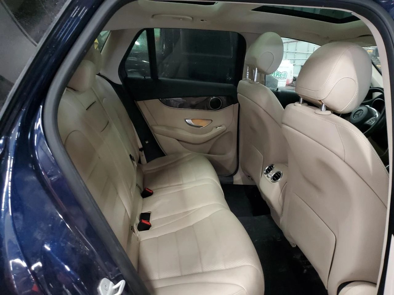 Mercedes-Benz GLC 300 4MATIC* Дистроник* Подгрев* 9G-Tronic* Пано*  - изображение 10