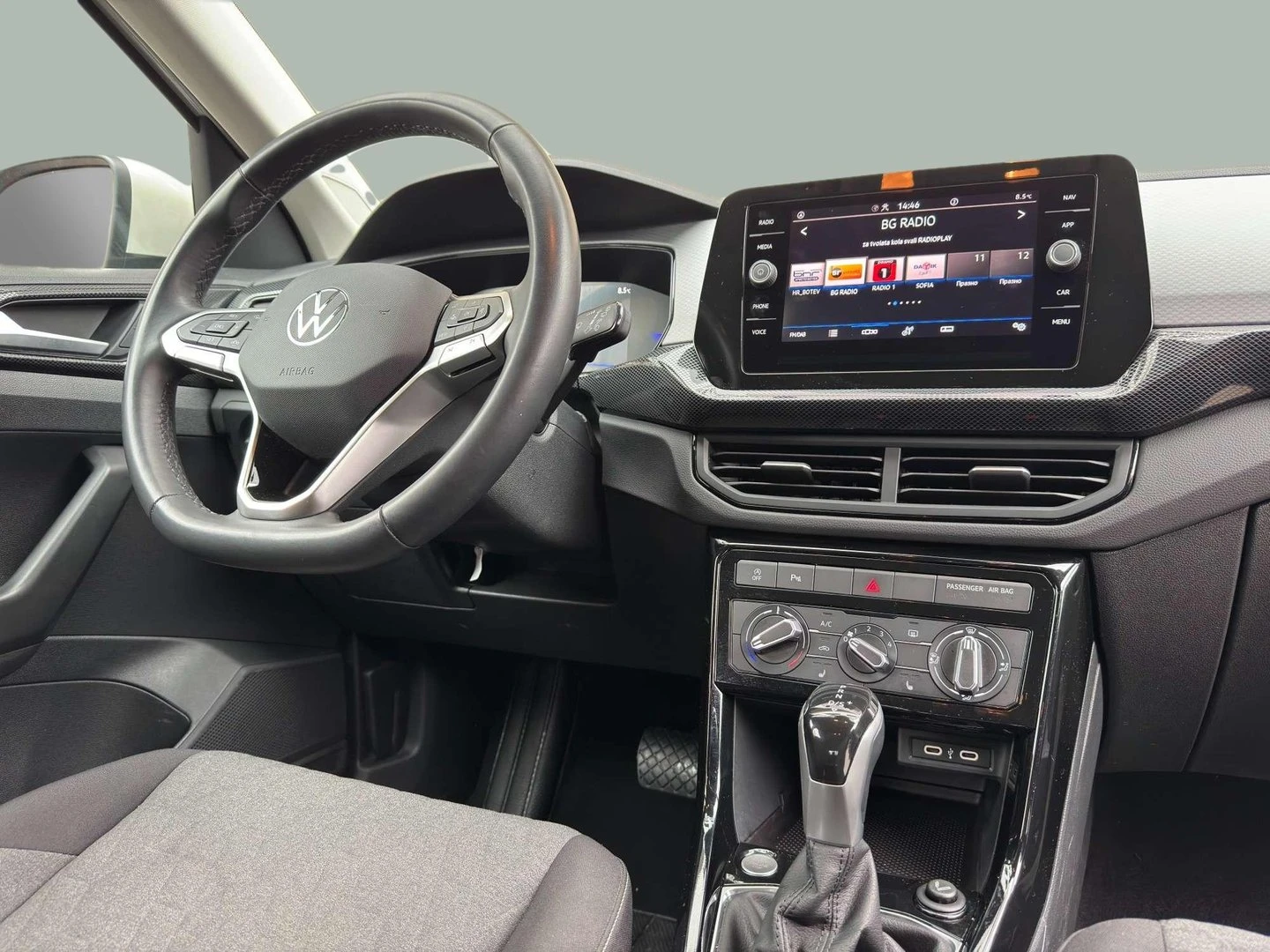 VW T-Cross Life Plus 1.0 TSI OPF DSG - изображение 7
