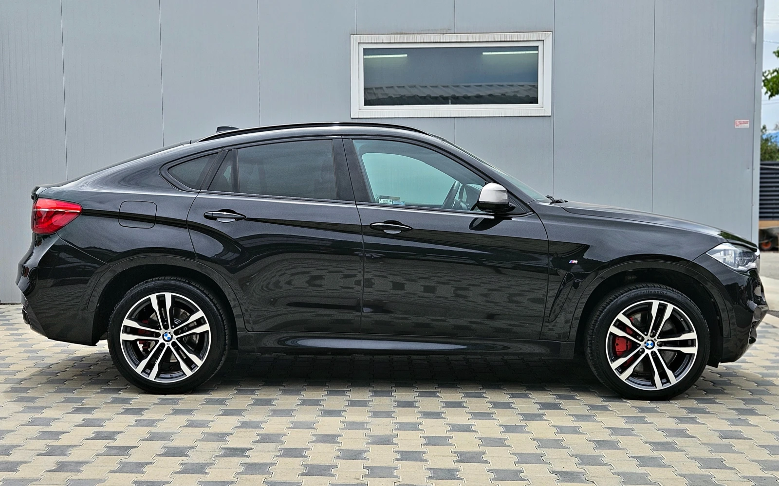 BMW X6 M50D/TVx3/DISTR/HUD/360CAM/DIGI/ПОДГРЕВ/HARMAN/LIZ - изображение 4