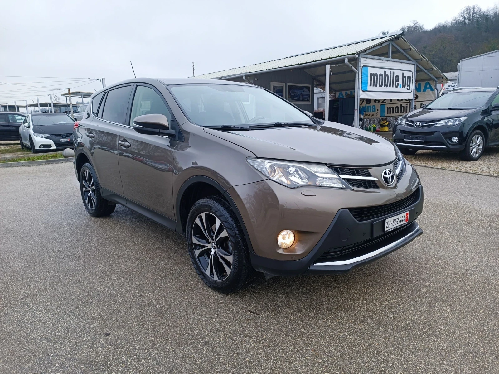 Toyota Rav4 2.0i-151��-���������-�������-4�4-NAVI-KEYLESS | Mobile.bg � ����������� 2