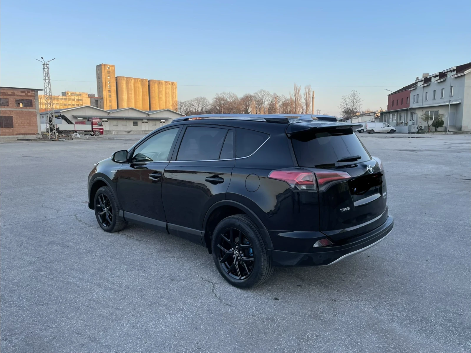 Toyota Rav4 2.5 hybrid 197hp | Mobile.bg � ����������� 5