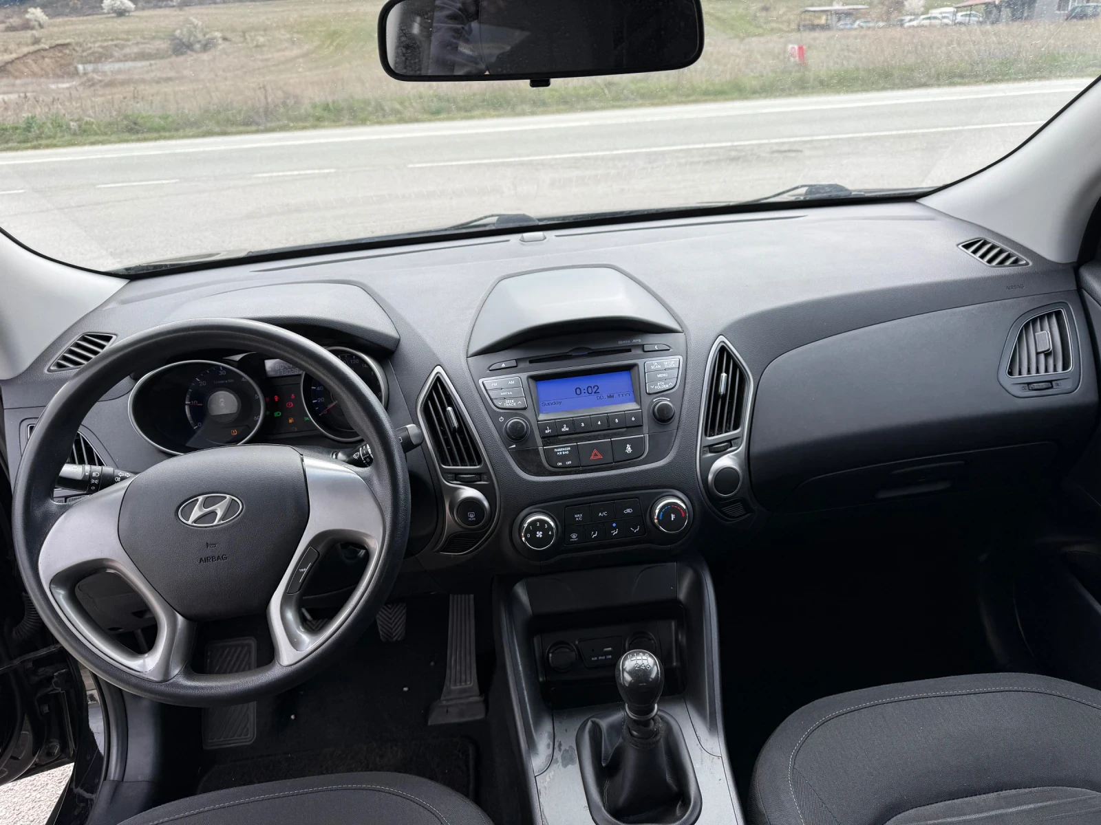Hyundai IX35 Tucson ix35, снимка 11 - Автомобили и джипове - 54030423