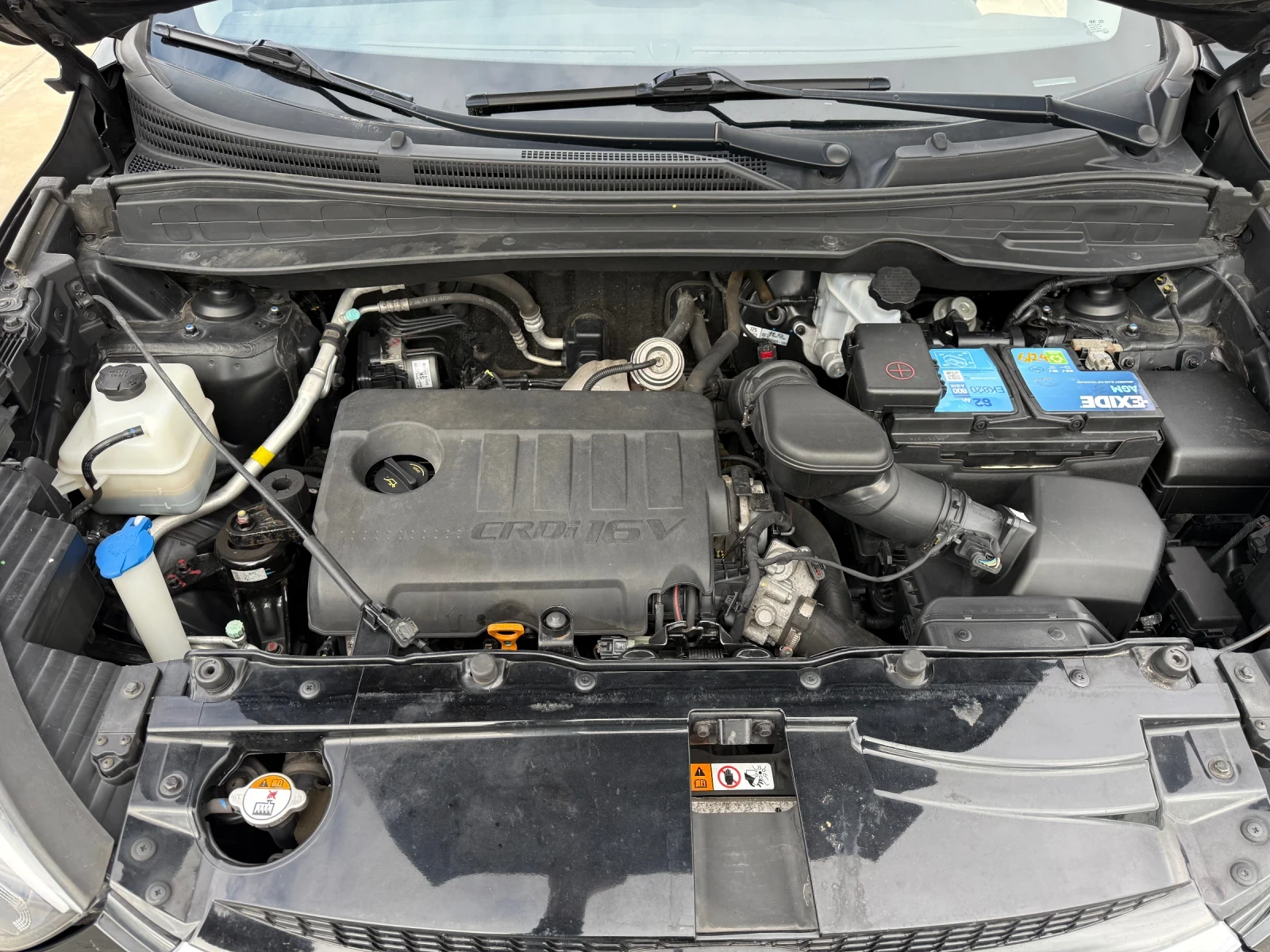 Hyundai IX35 Tucson ix35, снимка 12 - Автомобили и джипове - 54030423