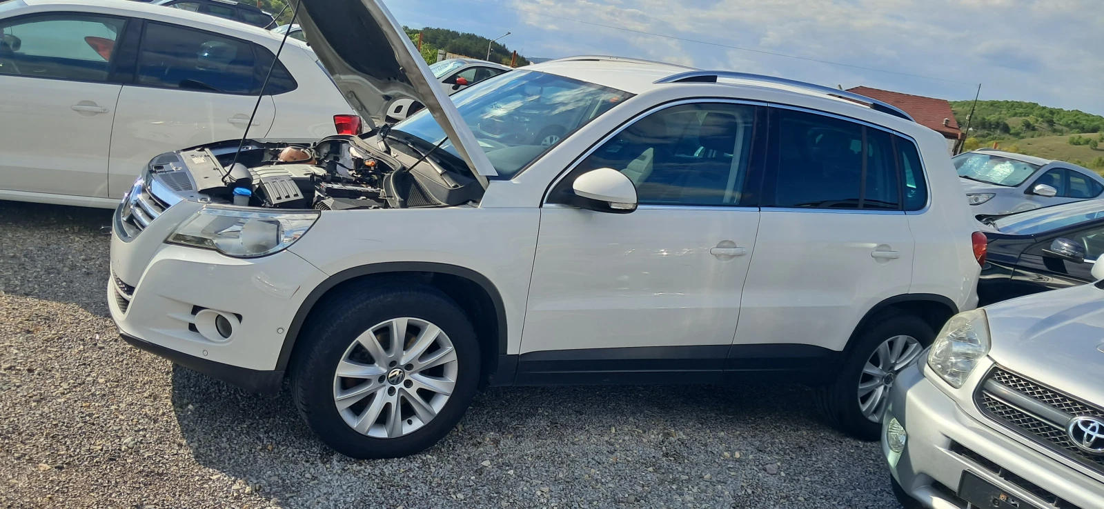 VW Tiguan 2.0TDI 4X4, снимка 12 - Автомобили и джипове - 54443490