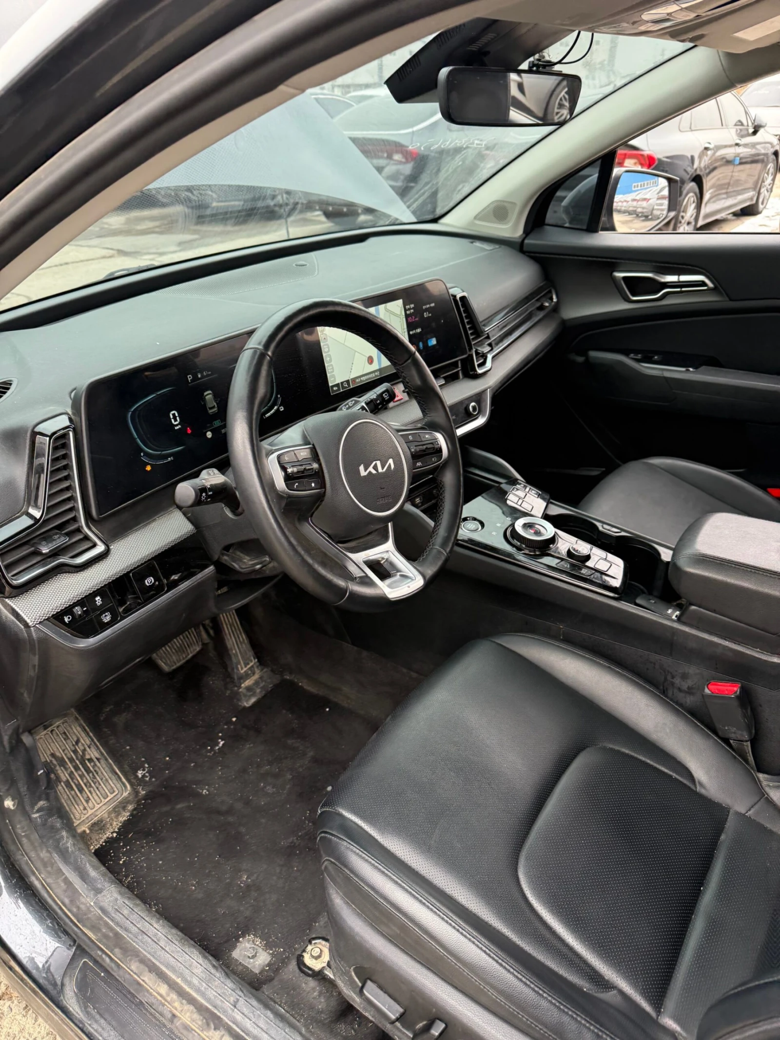 Kia Sportage 1.6 HEV - ОЧАКВАН ВНОС, снимка 4 - Автомобили и джипове - 54608615
