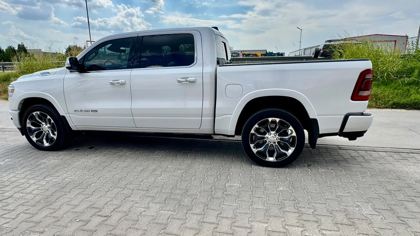 Dodge RAM 1500 5.7 HEMI* LARAMIE-LongHorn* , Full, снимка 5 - Автомобили и джипове - 55605577
