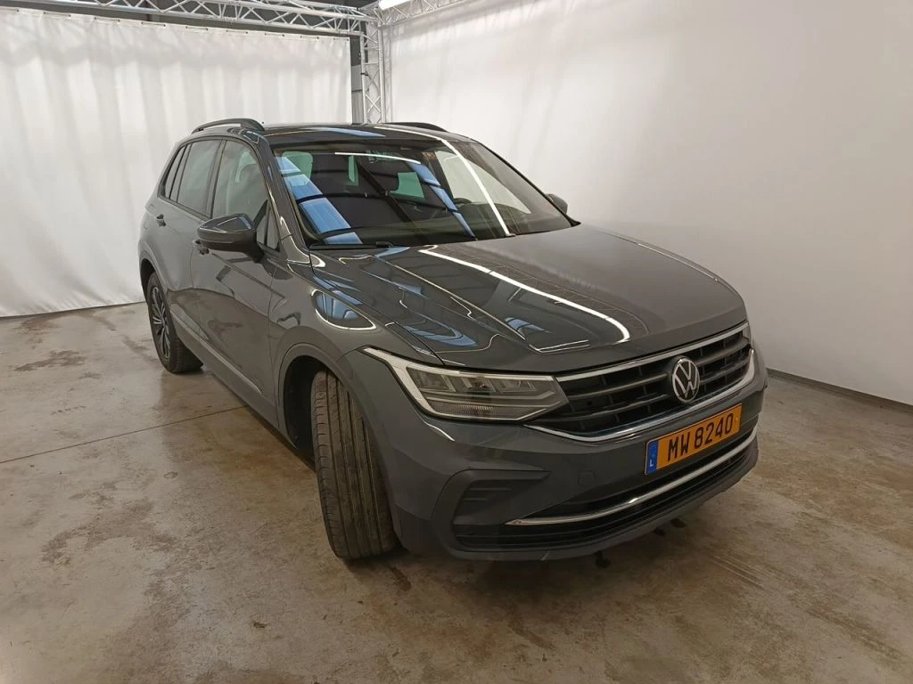 VW Tiguan 2.0 TDI 150 SCR 4Motion Life, снимка 2 - Автомобили и джипове - 55725615