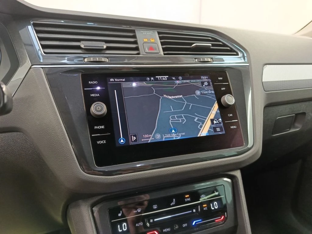 VW Tiguan 2.0 TDI 150 SCR 4Motion Life, снимка 13 - Автомобили и джипове - 55725615