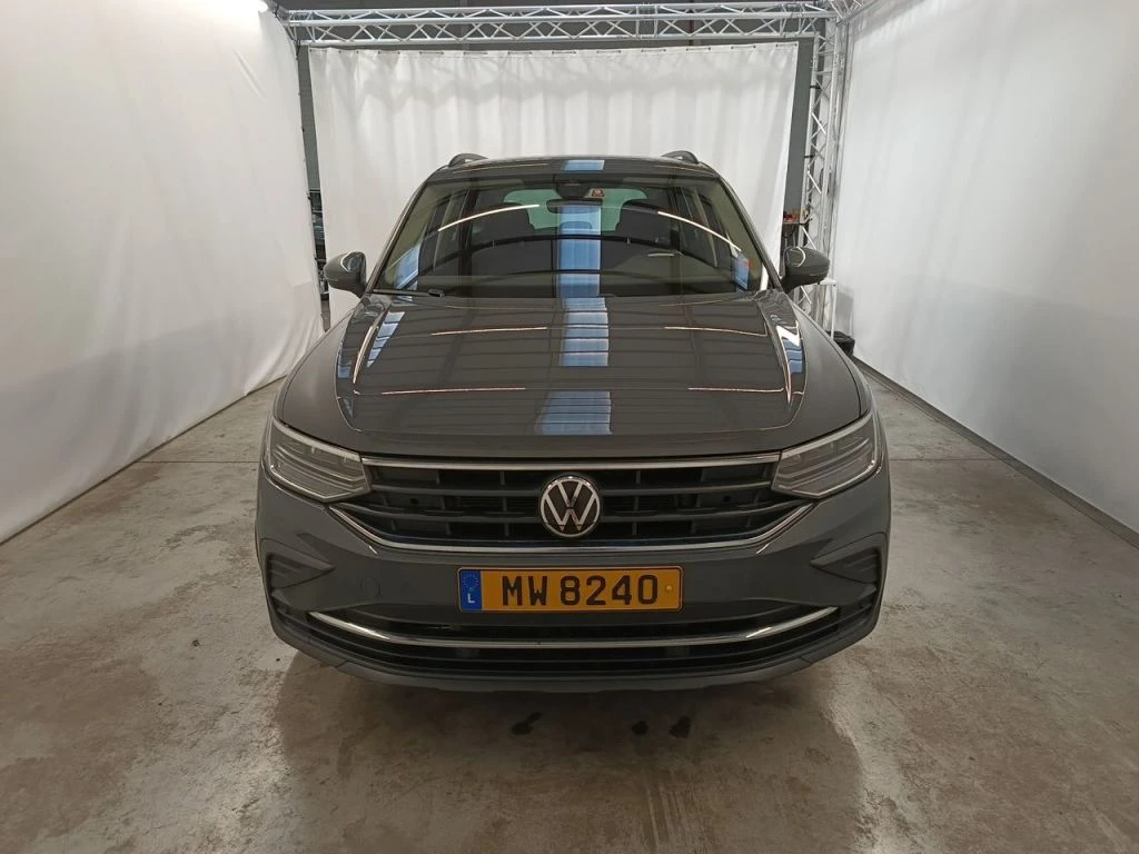 VW Tiguan 2.0 TDI 150 SCR 4Motion Life, снимка 5 - Автомобили и джипове - 55725615
