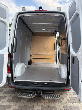 Mercedes-Benz Sprinter 314CDI/L2H2/Navi/Multy/Klima/6 speed/140 хил.км.!!, снимка 9
