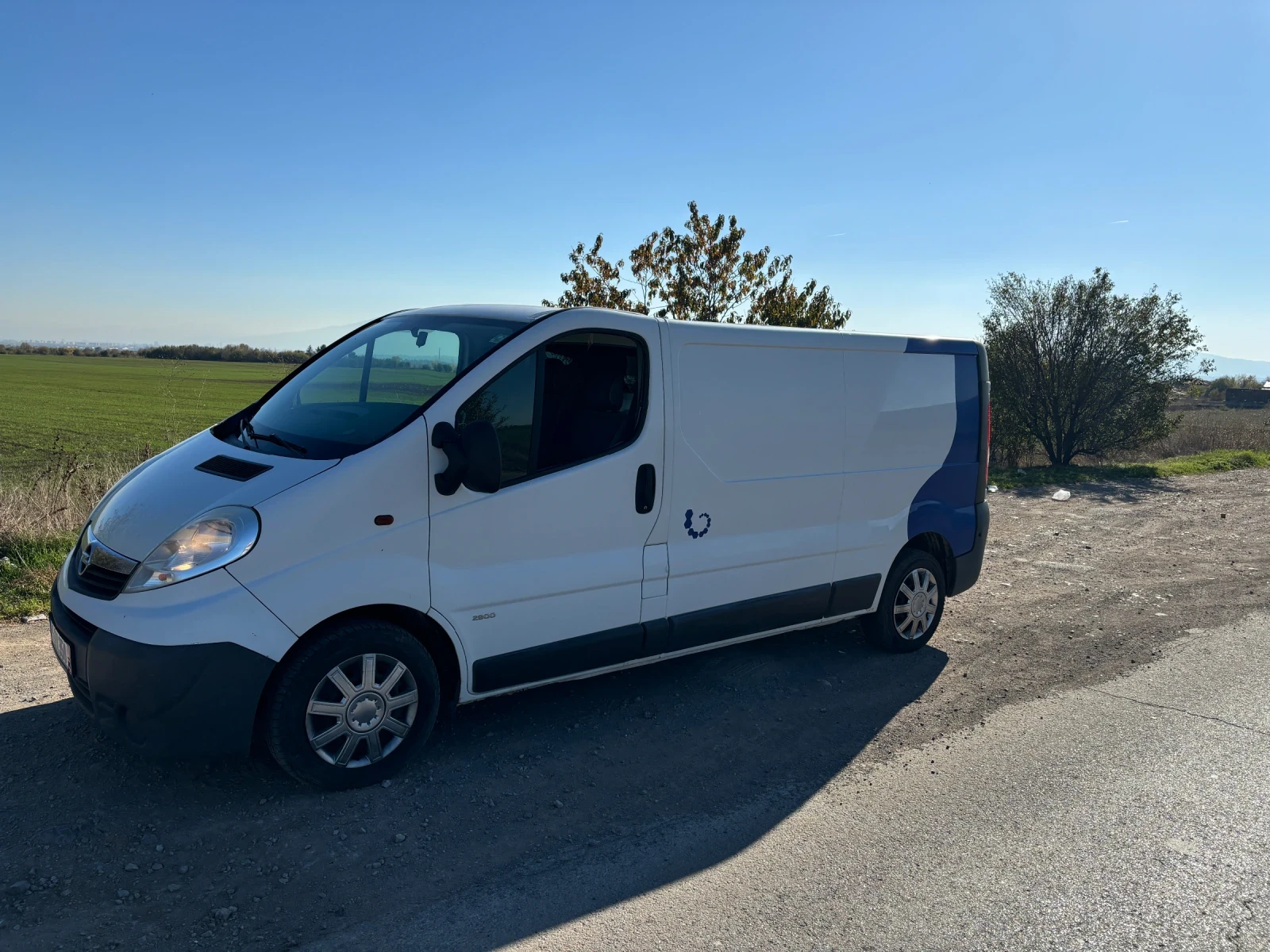 Opel Vivaro Дълга база - 6 скорости - изображение 3