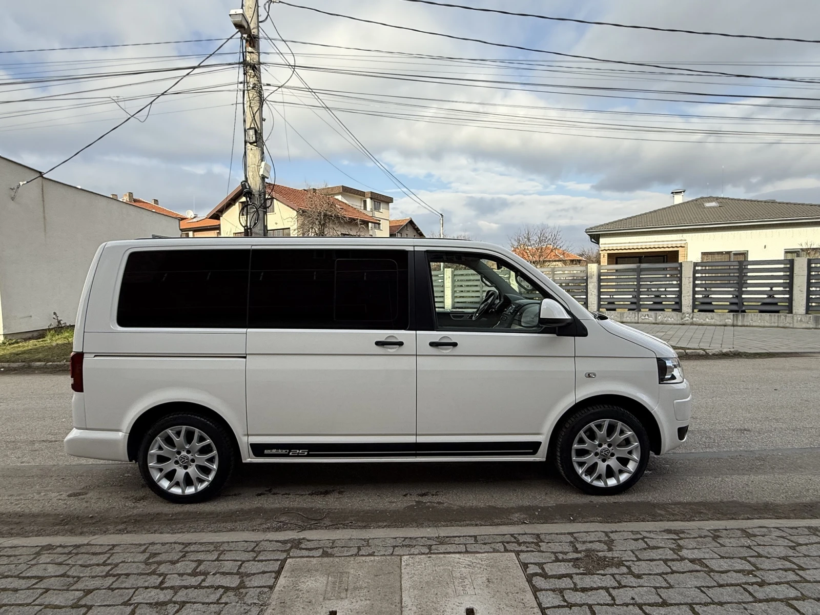 VW Caravelle EDITION-25-4X4-AVTOMAT-7м-ШВЕЙЦАРИЯ - изображение 4