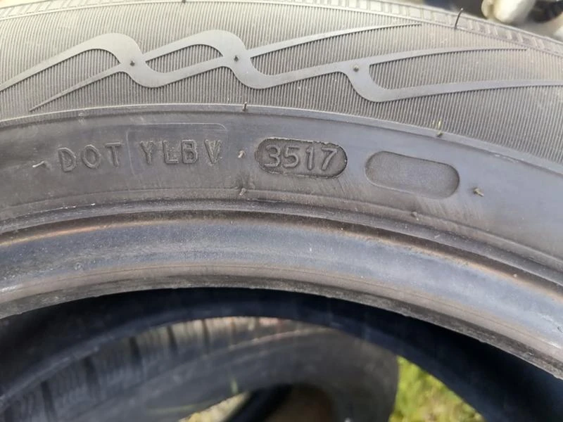 Гуми Зимни 235/50R18, снимка 7 - Гуми и джанти - 32080798