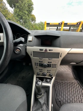 Opel Astra 1.7 GTC, снимка 12