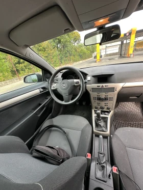 Opel Astra 1.7 GTC, снимка 13