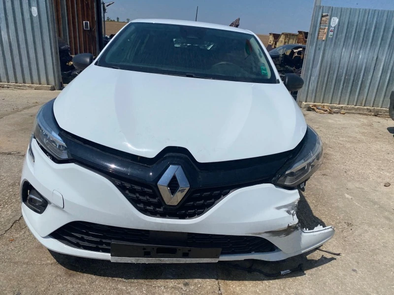 Renault Clio 1.0 TCe, снимка 2 - Автомобили и джипове - 41700758