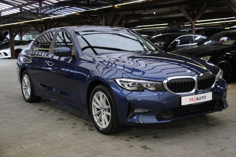 BMW 320 d/Xdrive/Adaptive/Sport Line/LED/LiveCockpit, снимка 3 - Автомобили и джипове - 42461319
