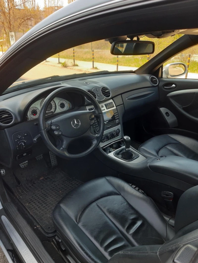 Mercedes-Benz CLK 220 cdi, снимка 7 - Автомобили и джипове - 49563400