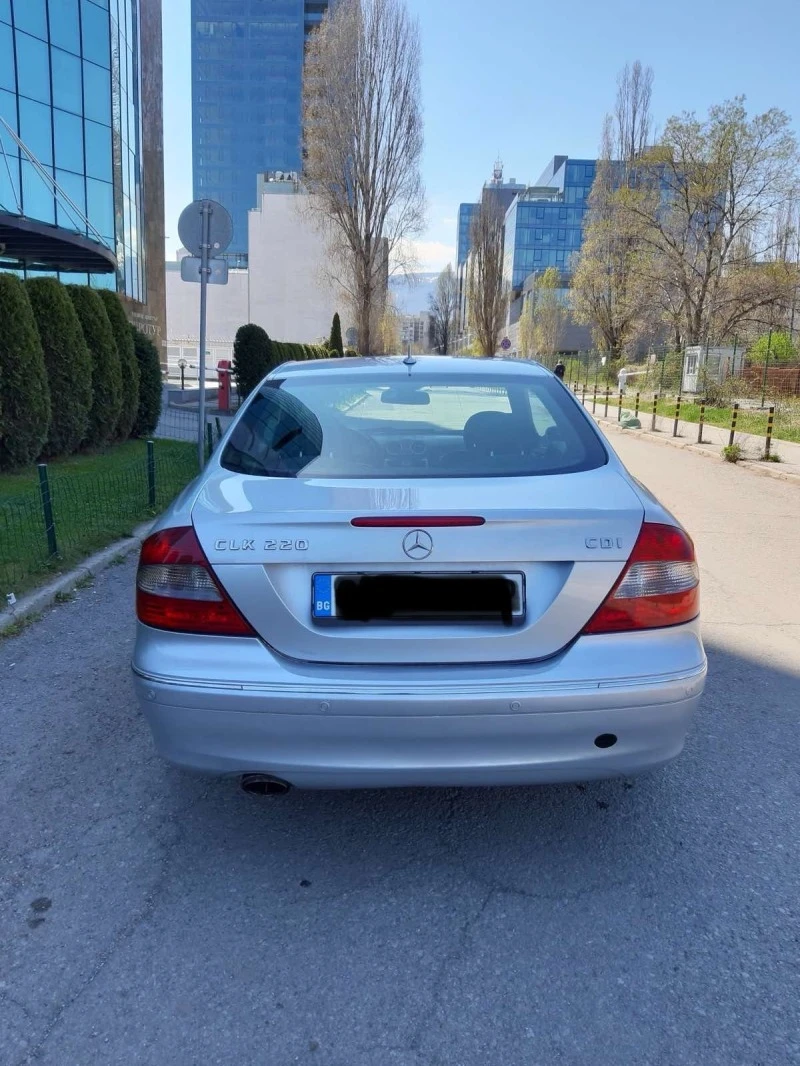 Mercedes-Benz CLK 220 cdi, снимка 5 - Автомобили и джипове - 49563400