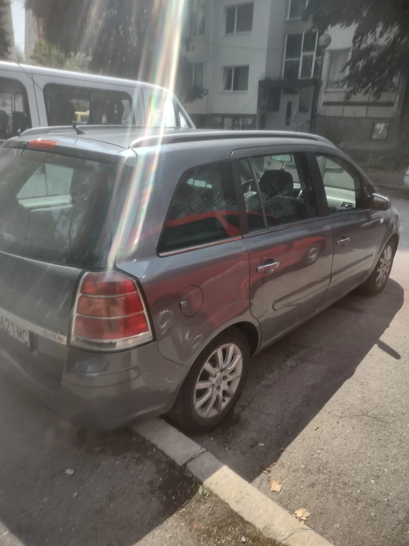 Opel Zafira, снимка 4 - Автомобили и джипове - 46982474