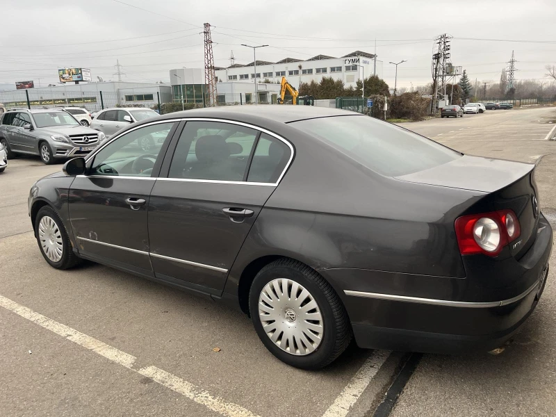 VW Passat, снимка 5 - Автомобили и джипове - 49366466