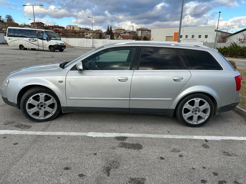 Audi A4, снимка 3 - Автомобили и джипове - 48362364