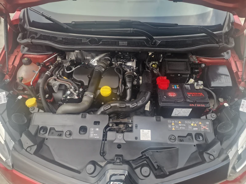 Renault Captur 1.5 90kc AUTOMAT 160000km TOP, снимка 17 - Автомобили и джипове - 48543929