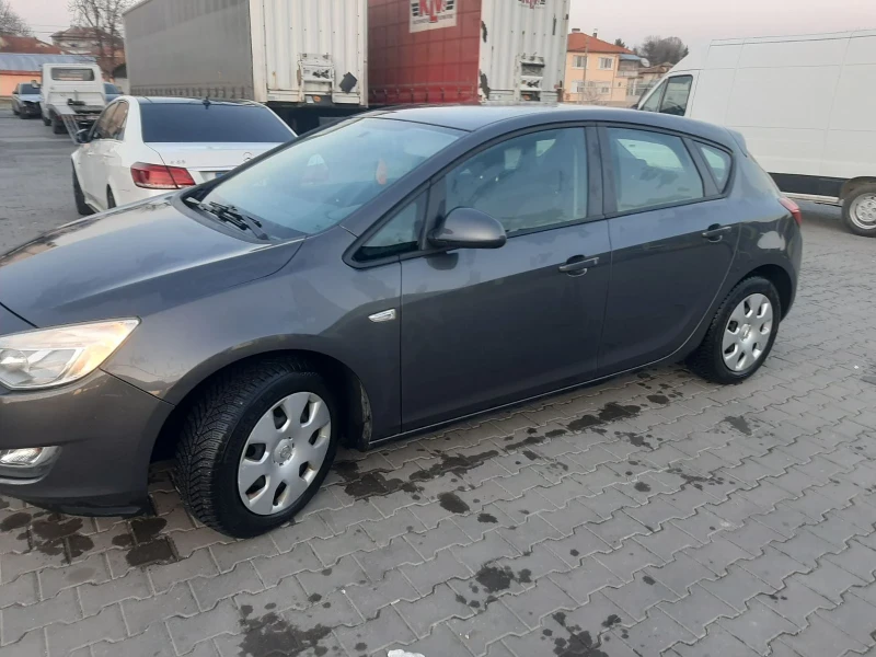 Opel Astra G, снимка 1 - Автомобили и джипове - 49472426