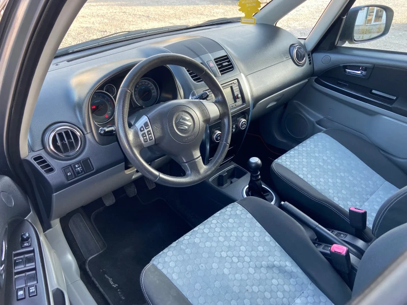 Suzuki SX4 1.6i 4x4 Sergio Cellano 120к.с., снимка 9 - Автомобили и джипове - 50487167