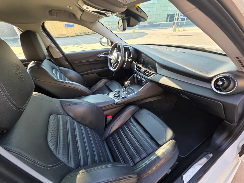 Alfa Romeo Giulia Veloce Q4 2.2 JTD, снимка 13 - Автомобили и джипове - 51244068