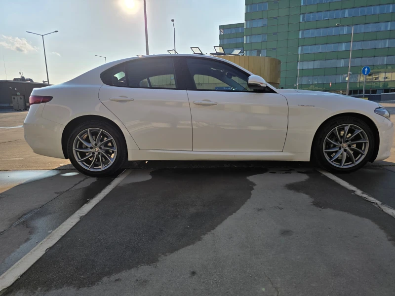 Alfa Romeo Giulia Veloce Q4 2.2 JTD, снимка 4 - Автомобили и джипове - 51244068
