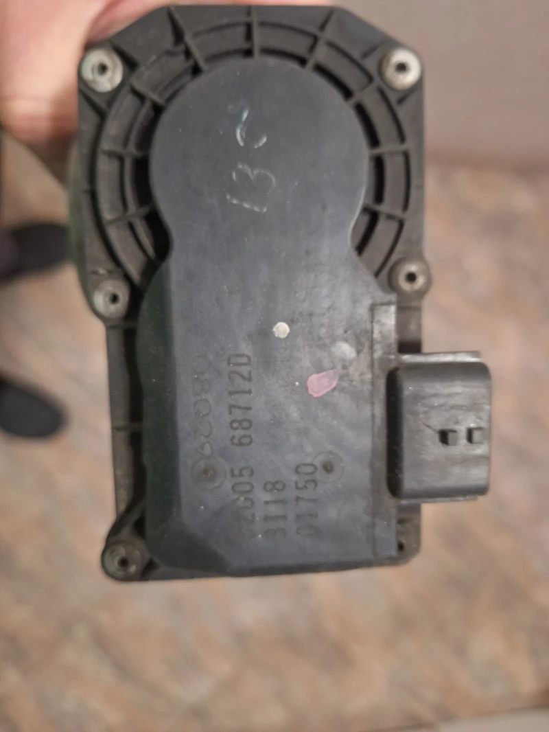 Dacia Logan 1.2 бензин, снимка 2 - Автомобили и джипове - 52475015