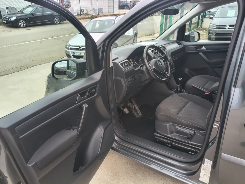 VW Caddy Maxi TGI metan, снимка 8 - Автомобили и джипове - 52681902