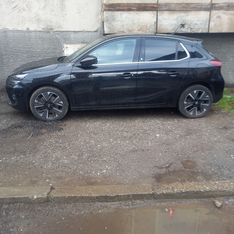 Opel Corsa E-Edition full, снимка 2 - Автомобили и джипове - 53393675