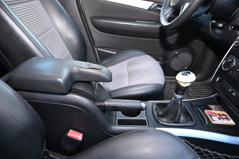 Mercedes-Benz B 180, снимка 16 - Автомобили и джипове - 53401802