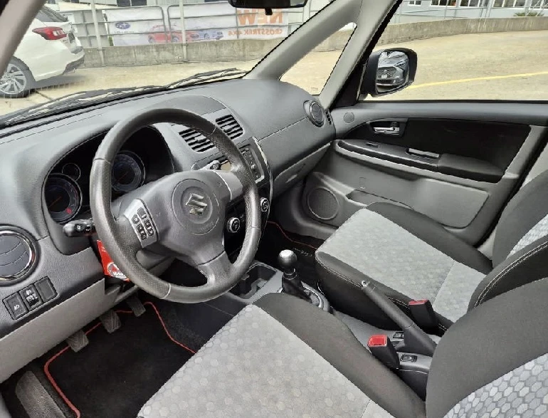 Suzuki SX4 1.6i 4x4 Sergio Cellano 120к.с. - изображение 5