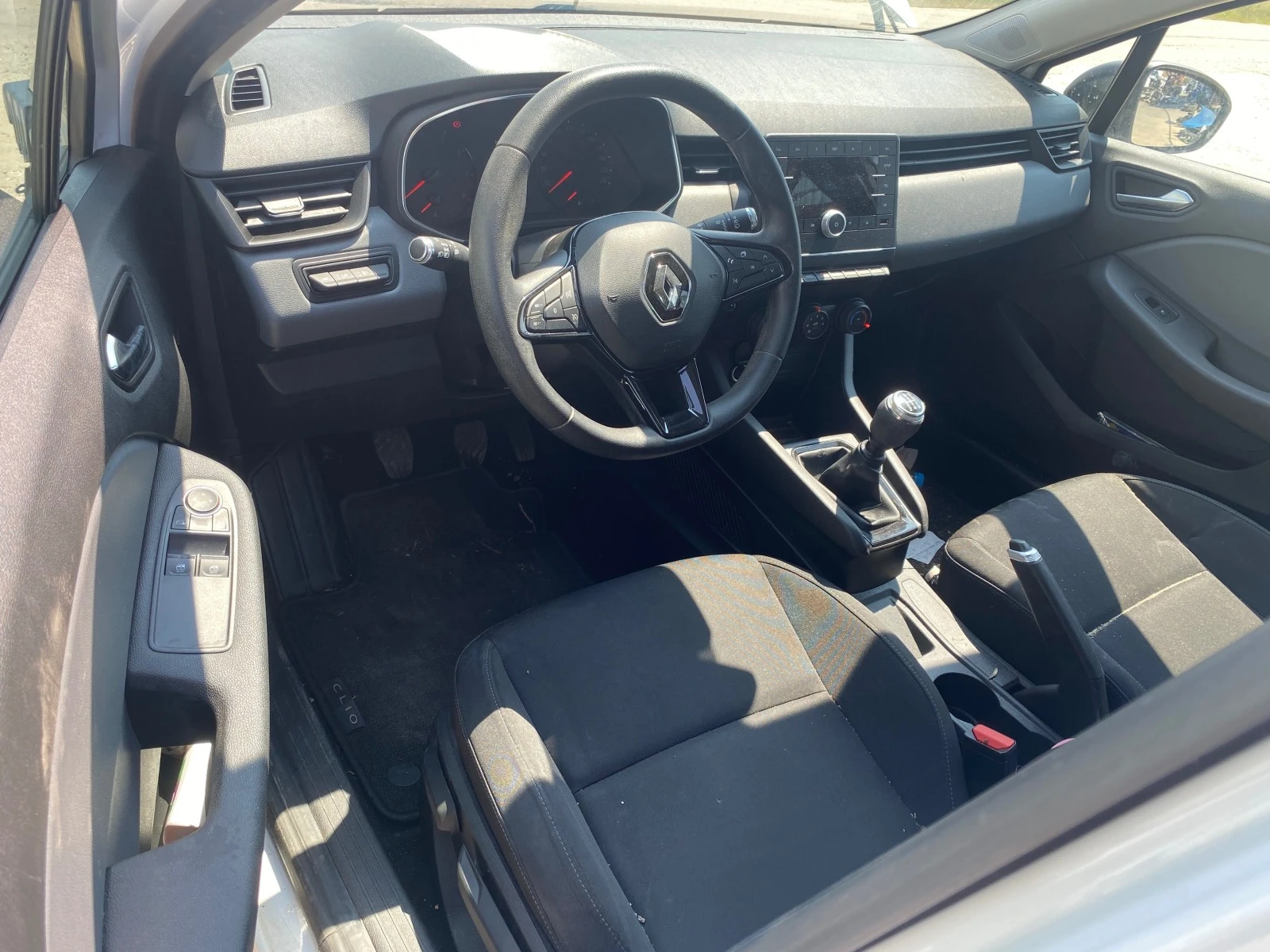 Renault Clio 1.0 TCe | Mobile.bg — изображение 11