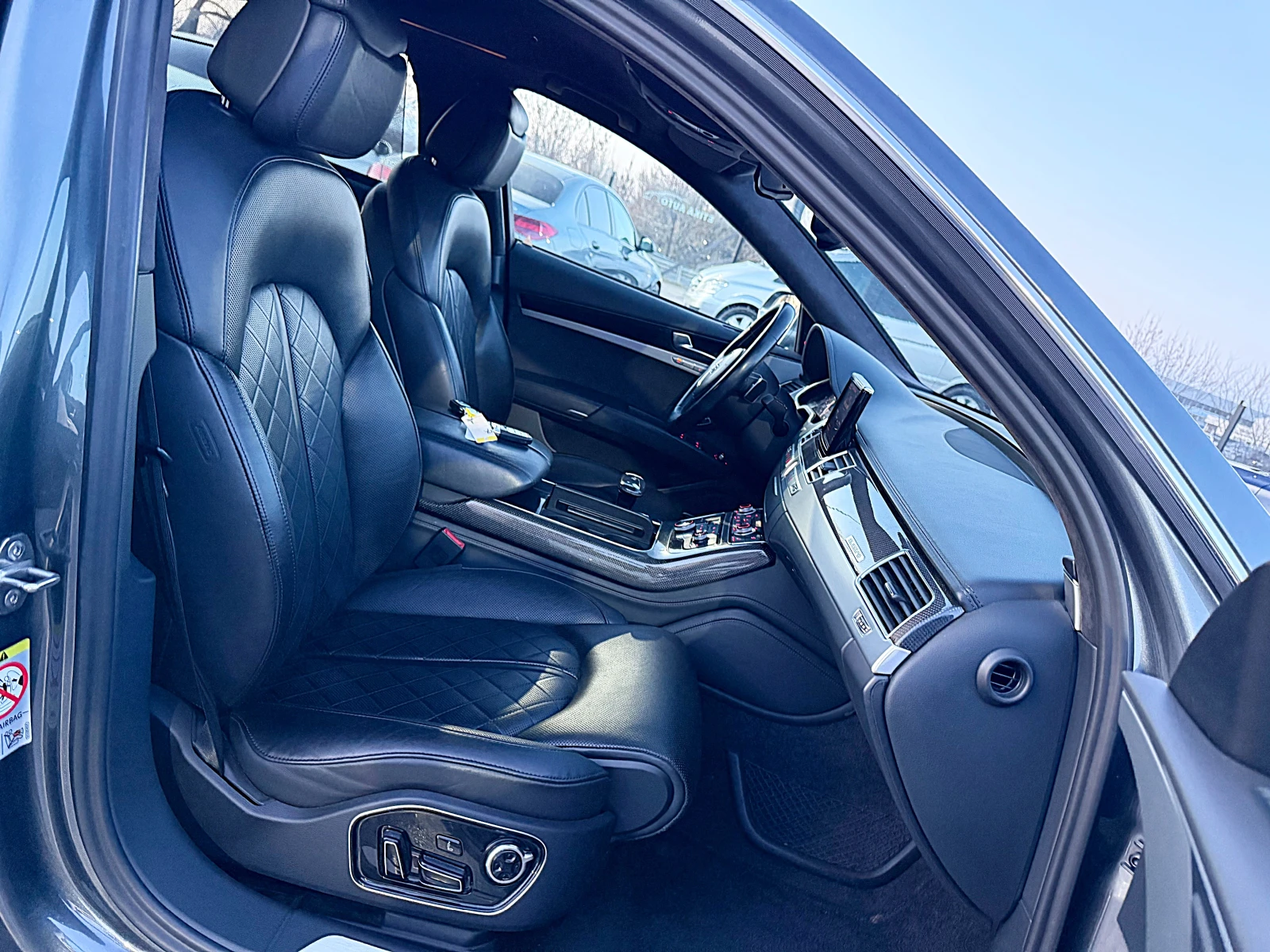 Audi S8 MATRIX-LED-DISTRONIK-360 KAMERI-KARBON-ALKANTAR-!! | Mobile.bg   12