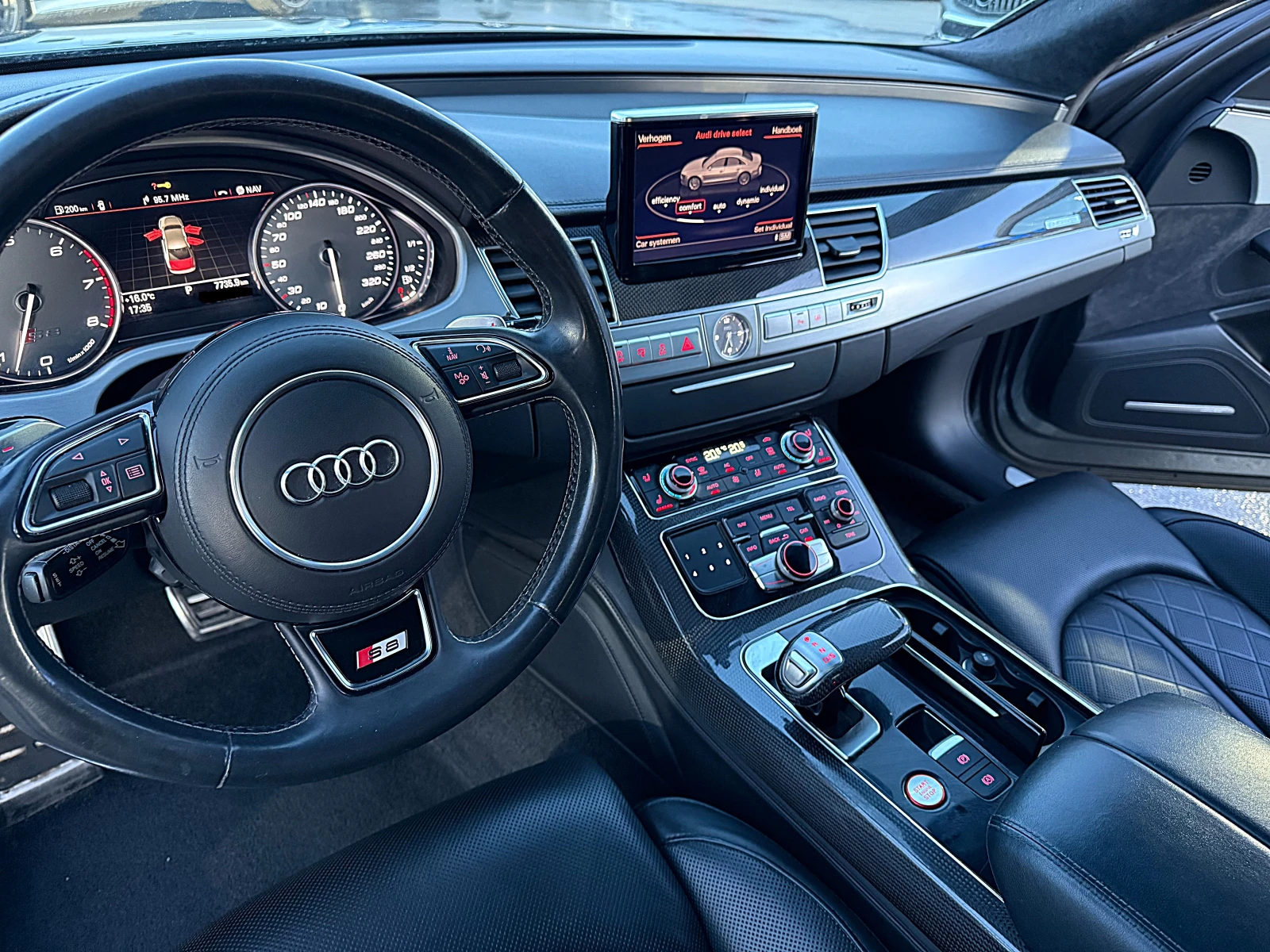 Audi S8 MATRIX-LED-DISTRONIK-360 KAMERI-KARBON-ALKANTAR-!! | Mobile.bg   11