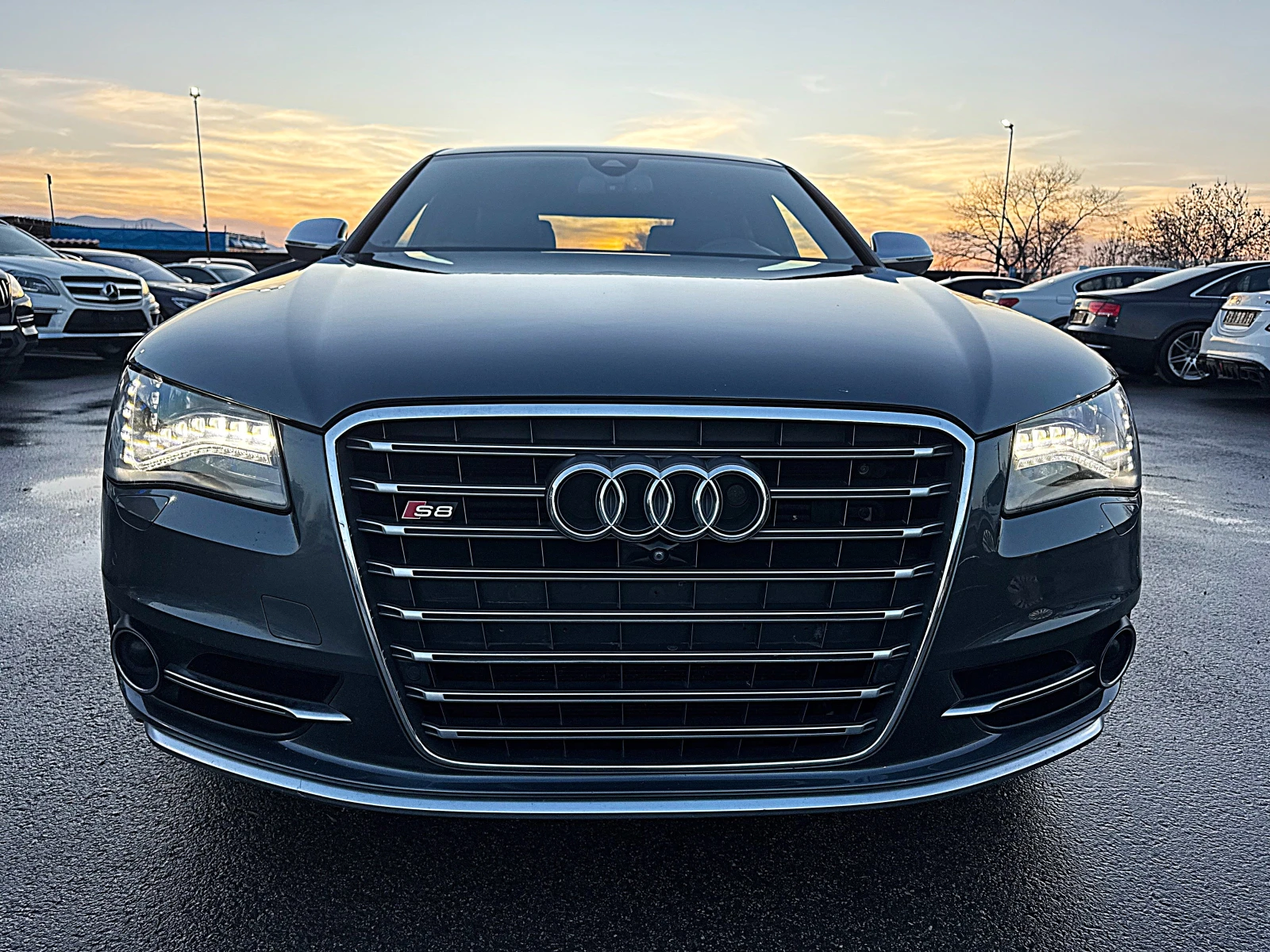 Audi S8 MATRIX-LED-DISTRONIK-360 KAMERI-KARBON-ALKANTAR-!! | Mobile.bg   1