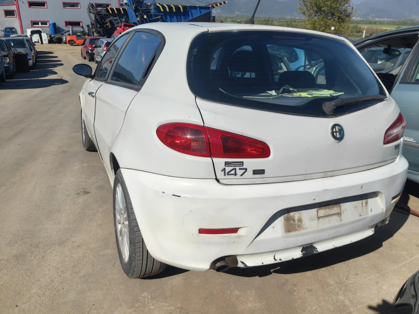 Alfa Romeo 147 1.6 - изображение 3