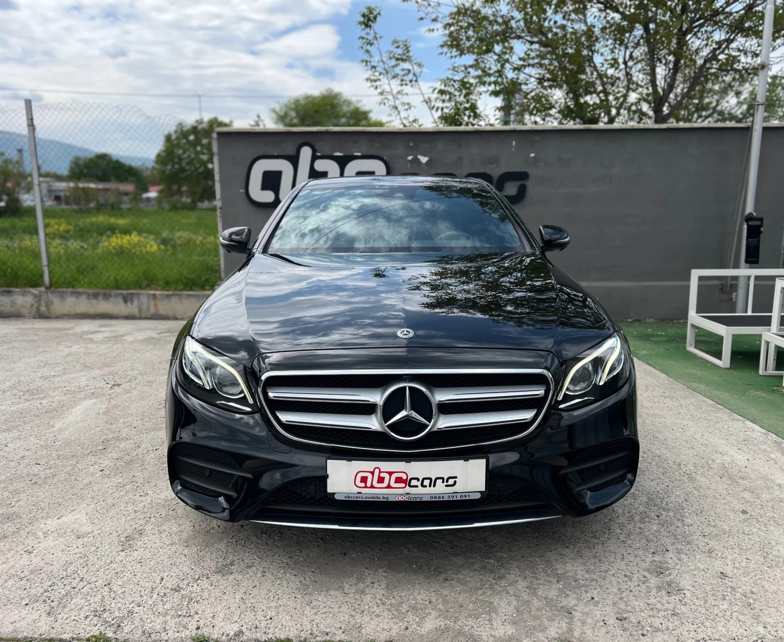 Mercedes-Benz E 220 CDI 4Matic AMG Line  - изображение 3