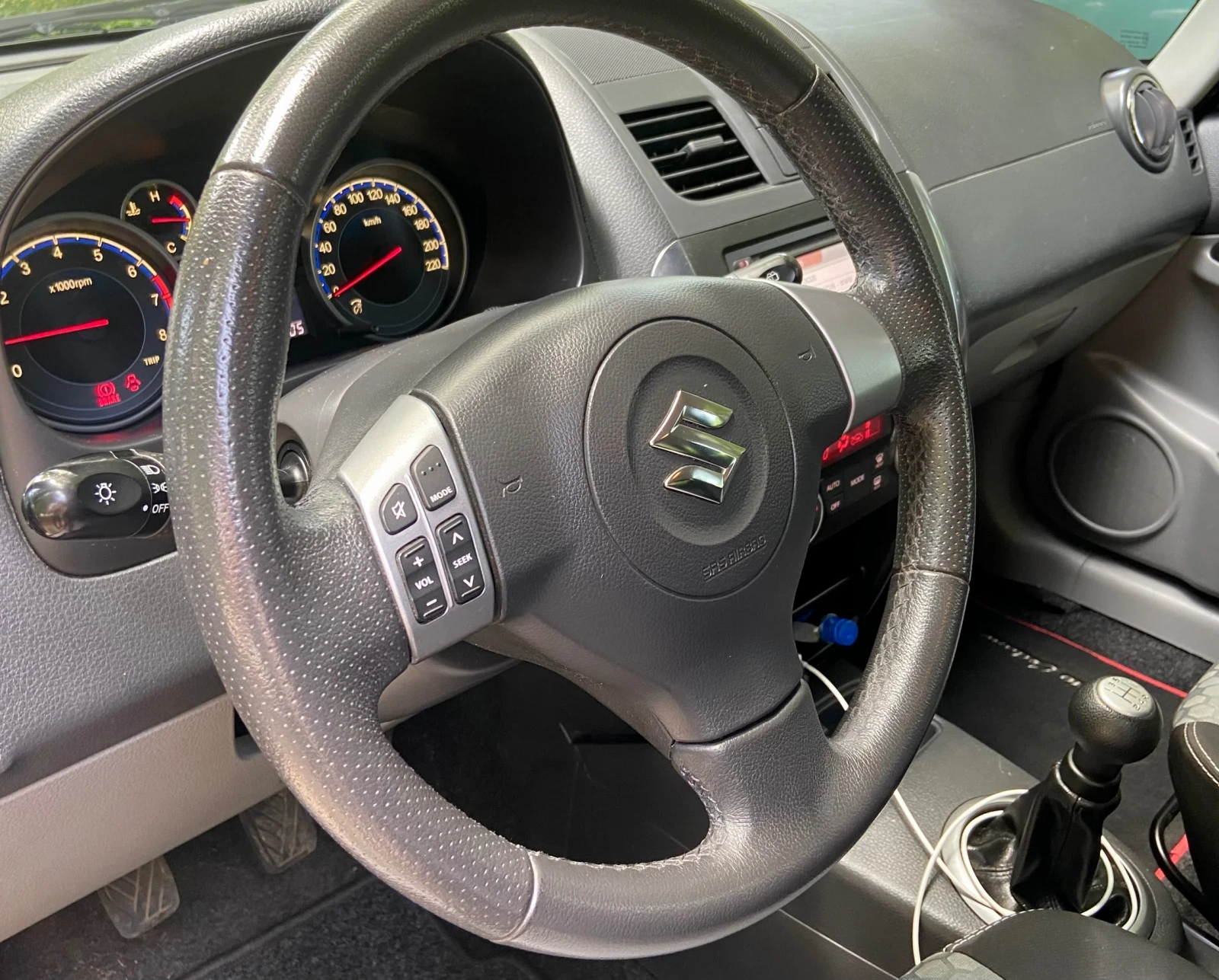 Suzuki SX4 1.6i 4x4 Sergio Cellano 120к.с. - изображение 6