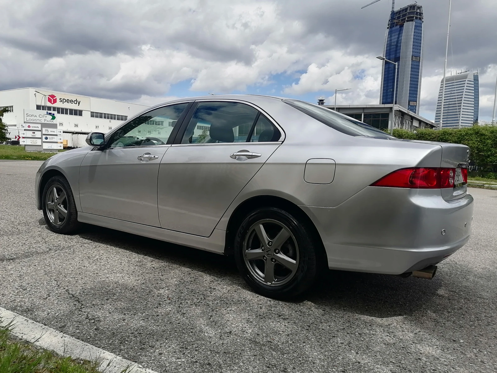 Honda Accord 2.4i - изображение 6