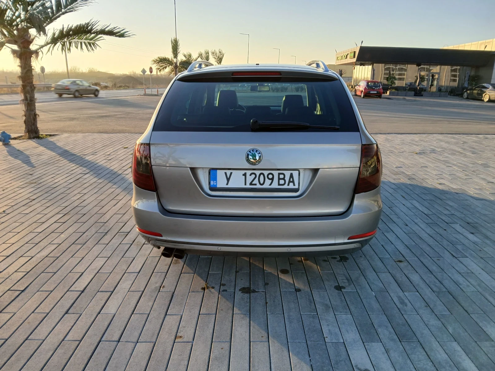 Skoda Superb  - изображение 8