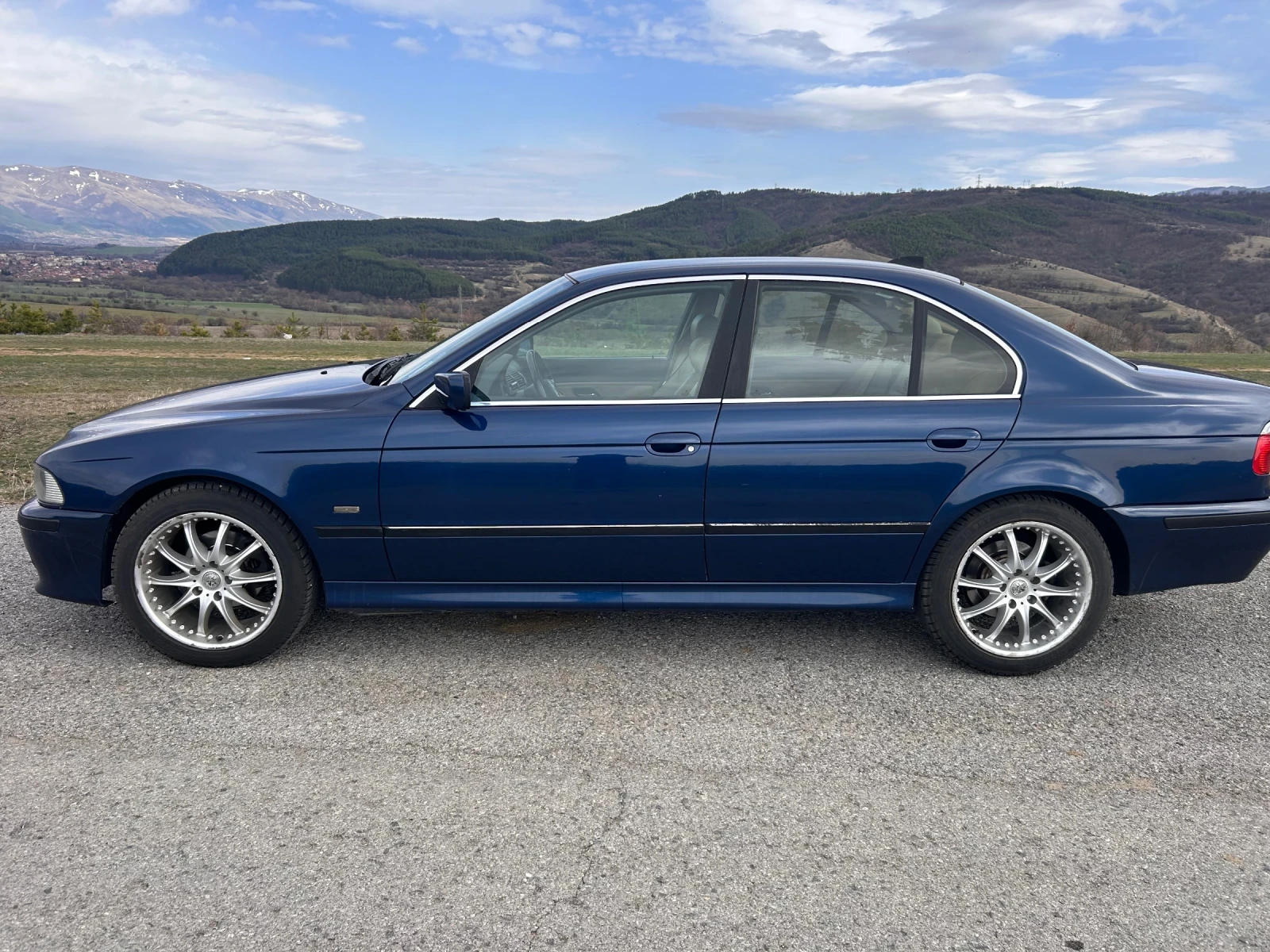 BMW 525  - изображение 9